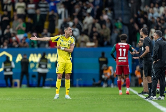 كان رونالدو غاضبا من ليفنيكوف لإزالته دوران في مباراة النصر