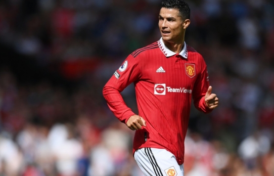 نشر مبابي صورة مع رونالدو في ريال مدريد ، ملمحا إلى تغيير الأجيال